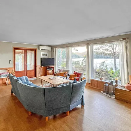 3 Bedroom Cozy In Holiday home *