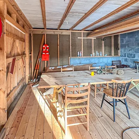 3 Bedroom Cozy In Mandal